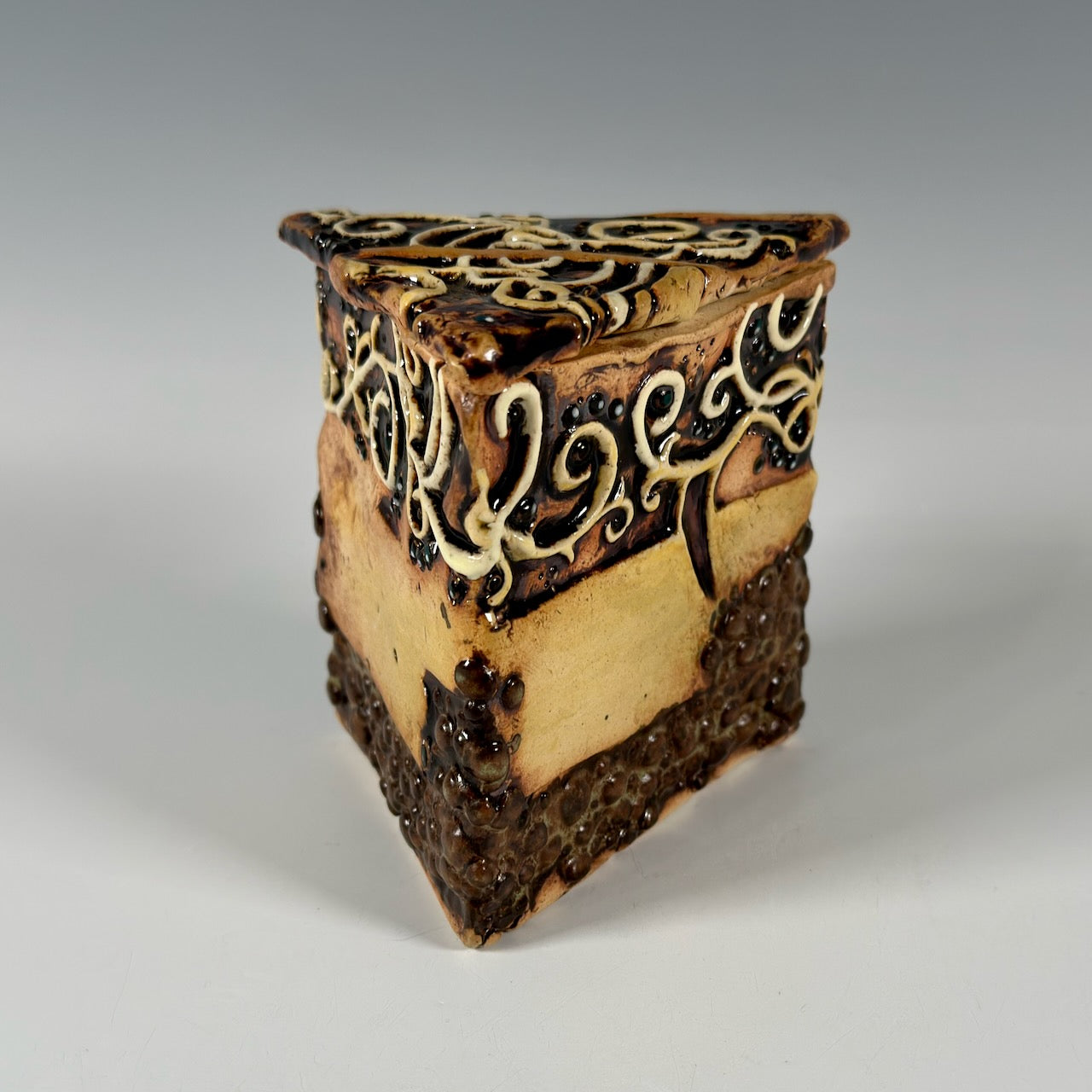 Michel Walters lidded box