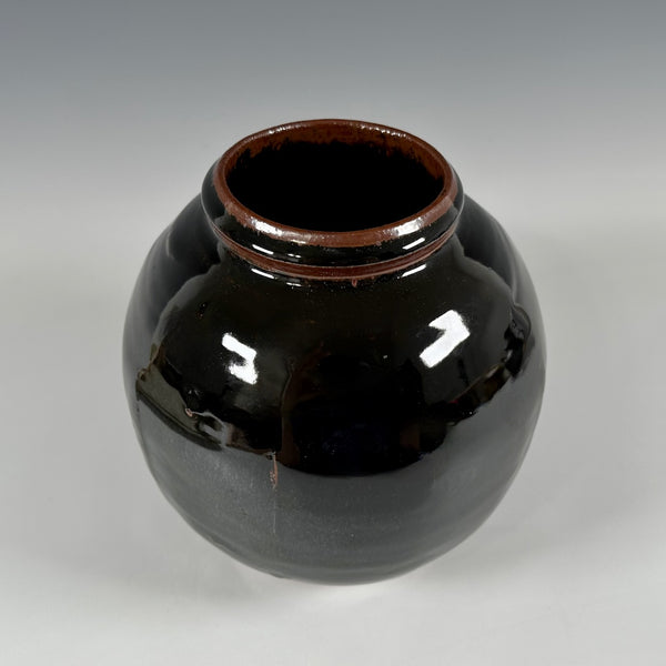 Olivia Jenson vase