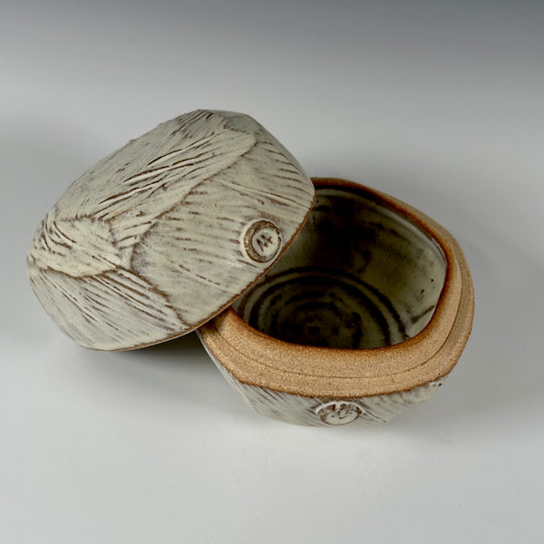 Warren MacKenzie lidded box