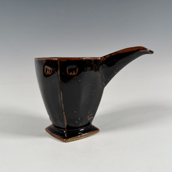 Jeff Oestreich beaked pitcher