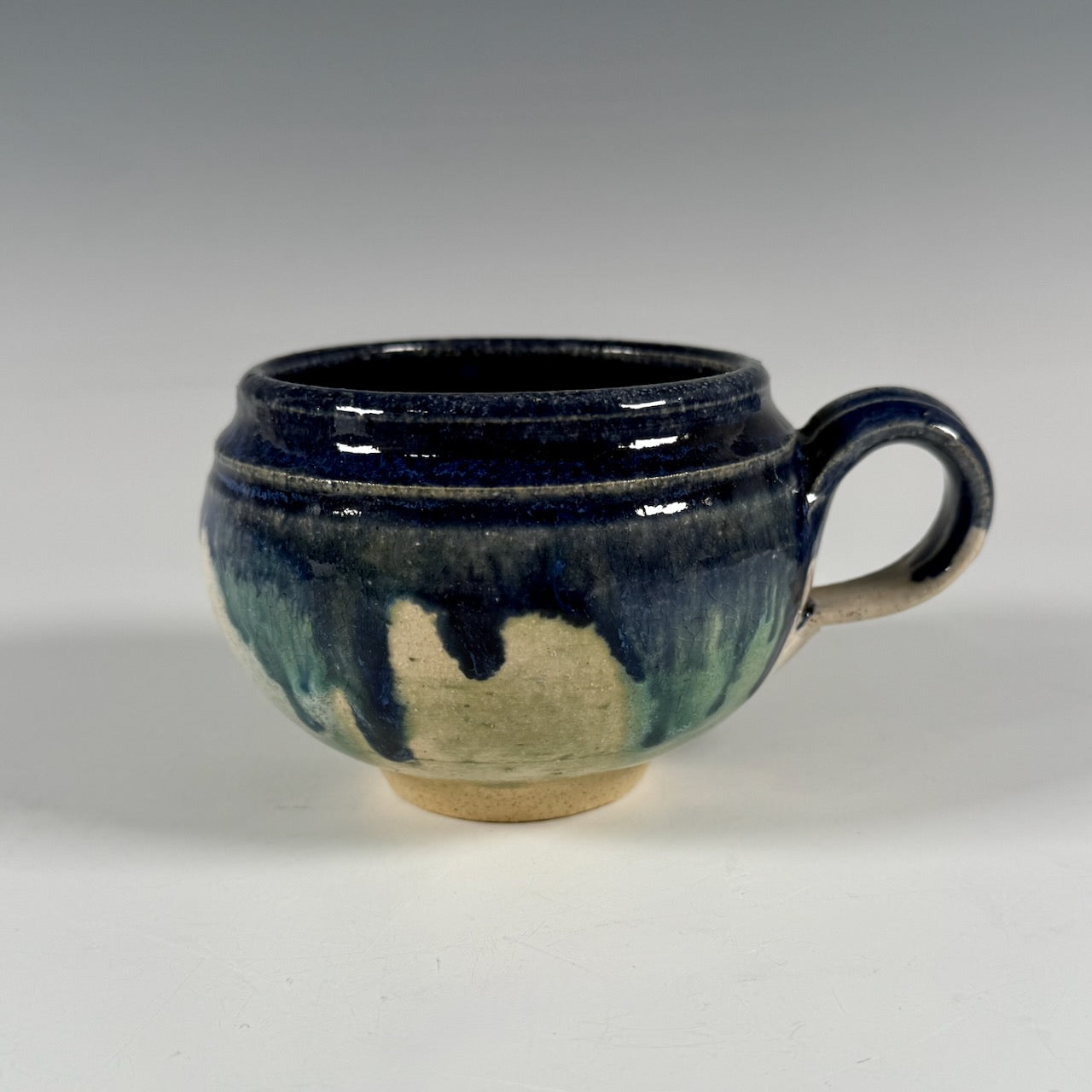 Barbara Grygutis pottery mug, 4 of 4