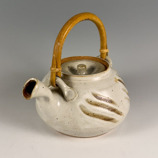 Warren MacKenzie teapot