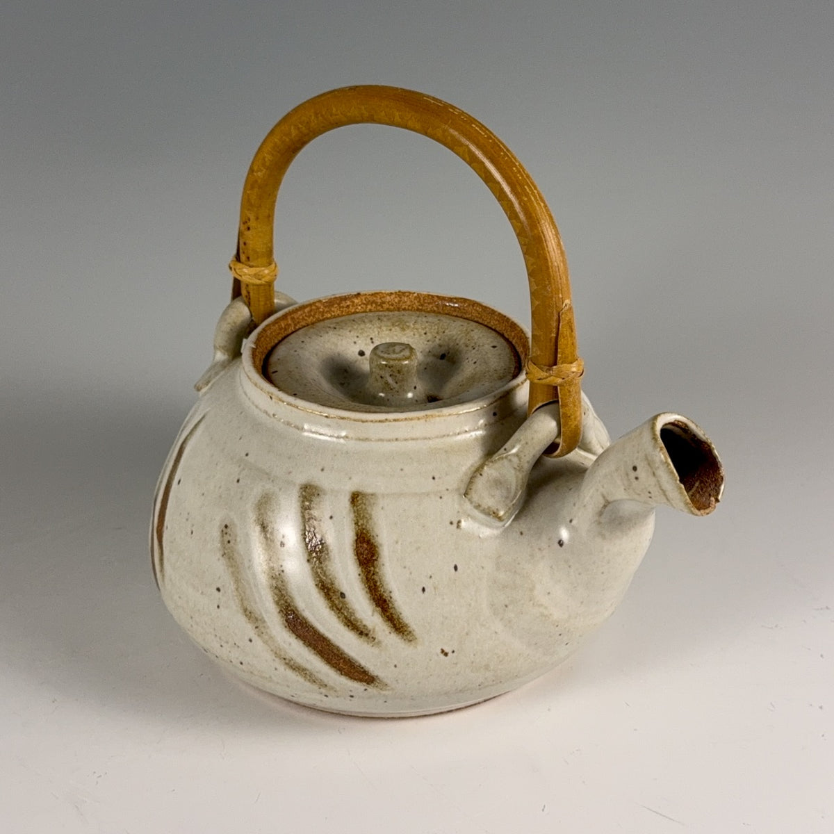 Warren MacKenzie teapot