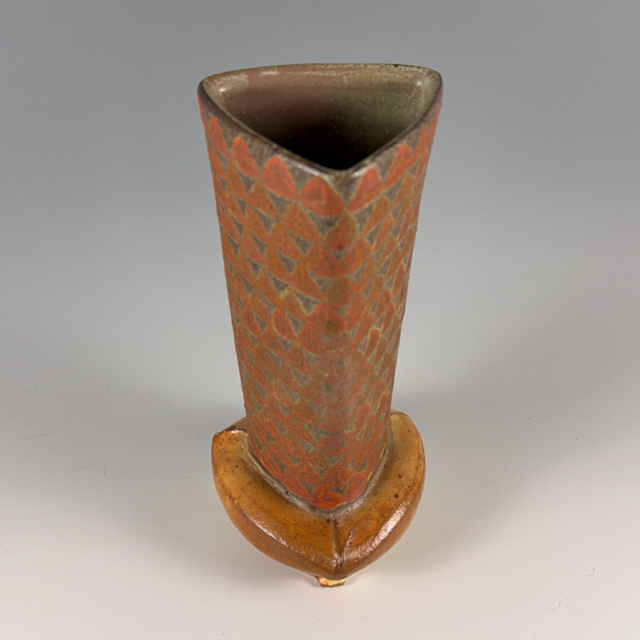 Jane Shellenbarger triangular vase