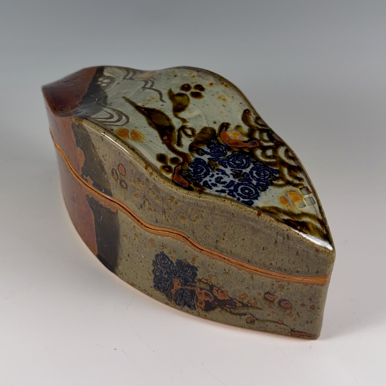 Yosuke Haruta large box