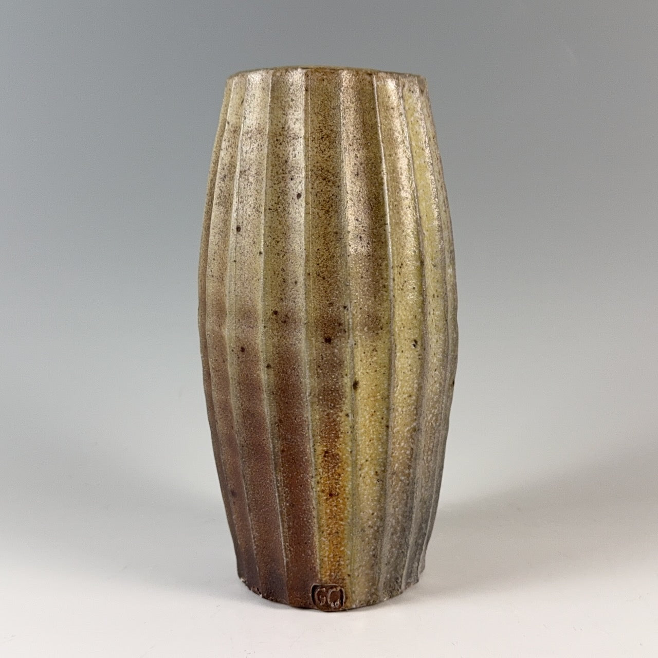 Guillermo Cuellar vase