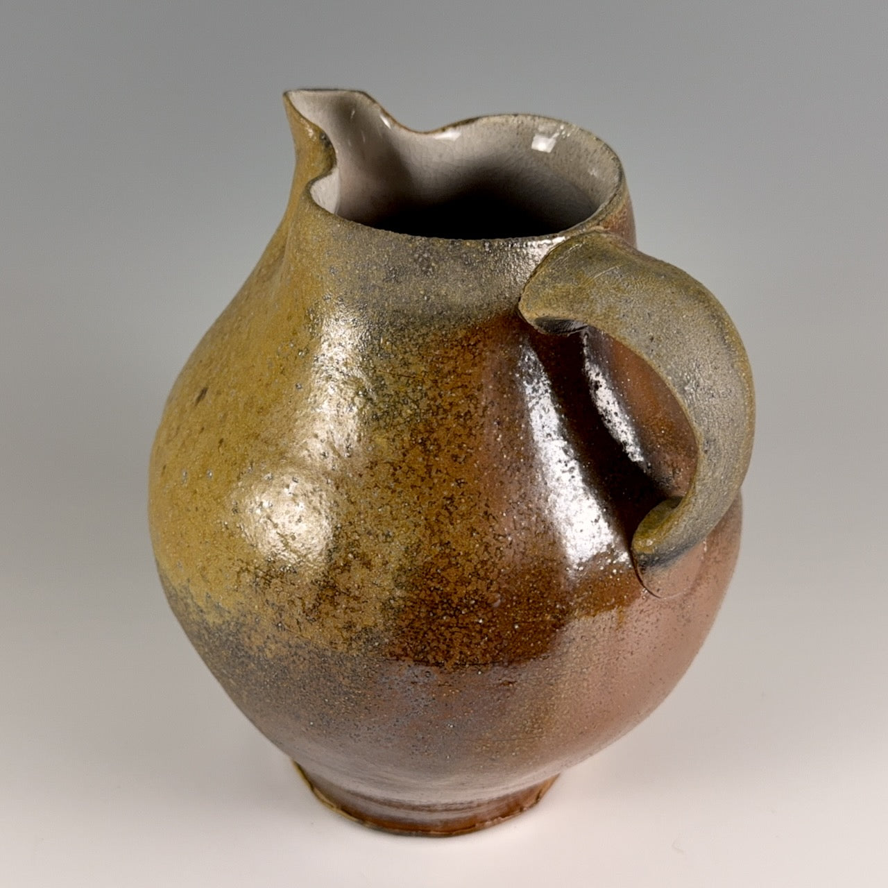Simon Levin pitcher, 1 of 2