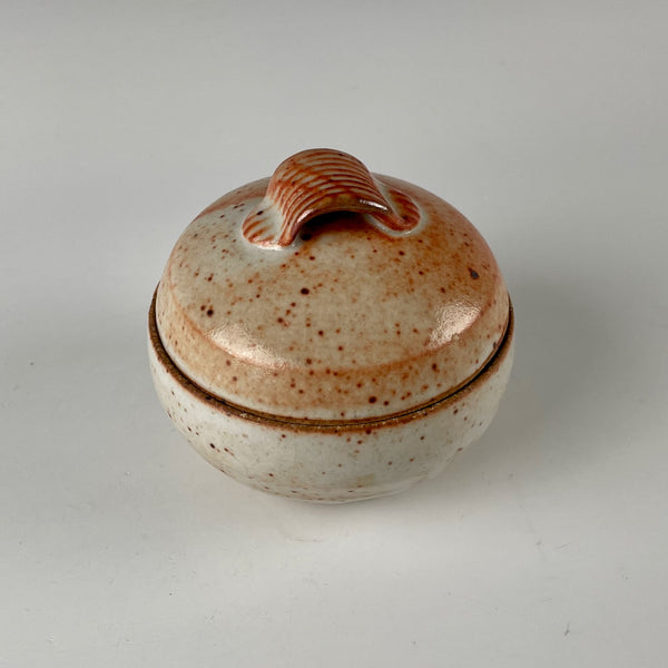 Warren MacKenzie lidded box, 2 of 4