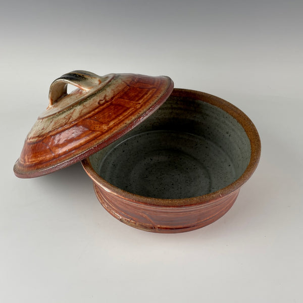 Jim Lorio medium covered casserole